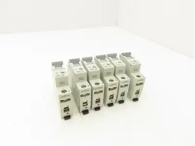 Allen Bradley 1492SP1C080 1492-SP1C080 Circuit Breaker 8A 1 Pole Lot of 6