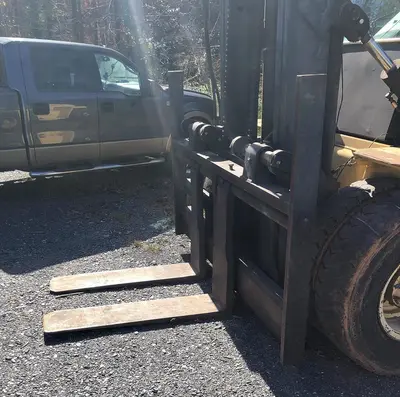 HYSTER H190XL, 19,000 LB. FORK-LIFT