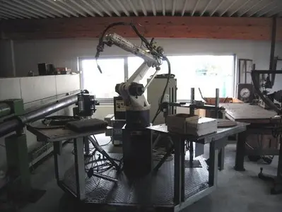 USED OTC WELDING ROBOT 350 TB