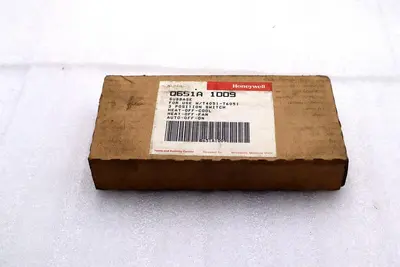 Used _UNKNOWN_ _UNKNOWN_ Temperature Controls Pennsylvania US | Global Equipment International, LLC #1436701