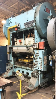 USED 1980 WARCO WARCO SC2-300-72-36 PRESS