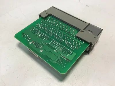 USED ALLEN BRADLEY 1746-IV16 SER C