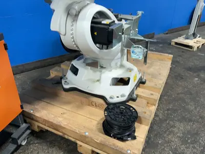 Used 2016 KUKA KR300 R2500 ULTRA MED AC CK Robots Ohio US | HGR 24 #1548047