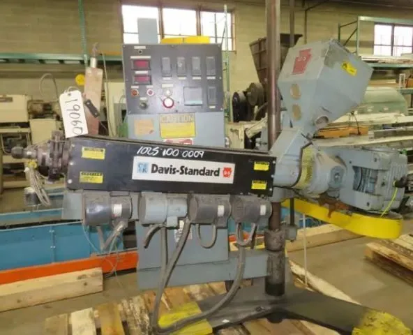 Used 1996 DAVIS STANDARD DS-15 Extruders New Jersey US | Perry Equipment #1336001