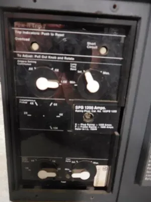 Westinghouse SPB65 Pow-R-Breaker 1600A Frame 1200A Trip Pow-R Trip 7 Used