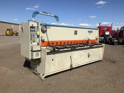 1993 LVD hydraulic shear model JS-C-25/10, 460 volt 3 phase electric, max 10’ wide cut, 39” max back...