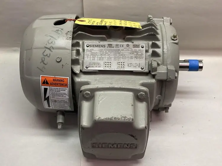 Used SIEMENS SIEMENS 1LE23211AB414AA3,3-PHASE Industrial Controls Ohio US | Surplus Asset Holdings #1425166