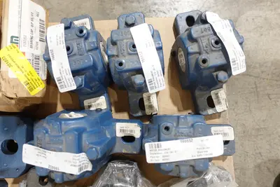 PALLET OF ASSORTED SPLITCASE PILLOW BLOCK BEARING HOUSINGS, SKF, FAG, DODGE, ROYERSFORD