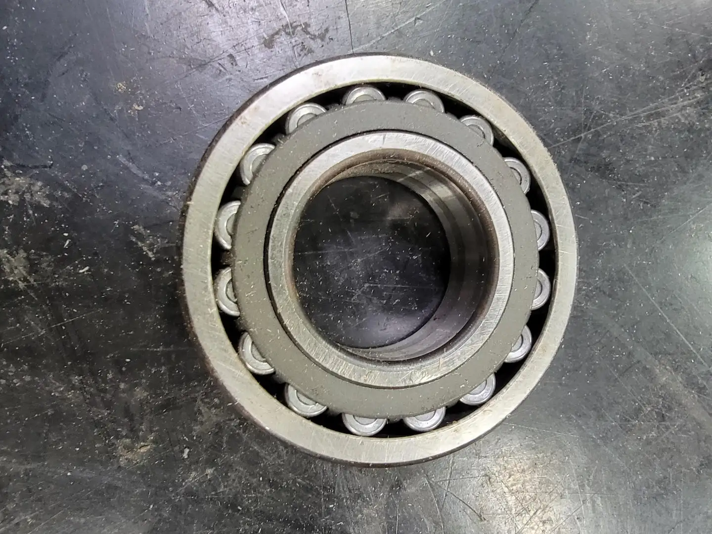 NEW SKF 22207 CCK/W33