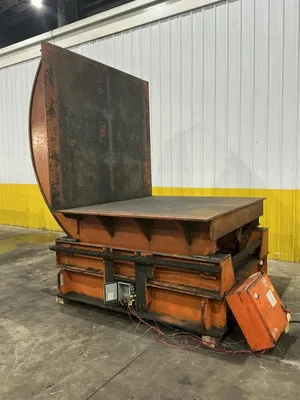 Used BUSHMAN _UNKNOWN_ Tippers Ohio US | Yoder Brothers machinery #1338110