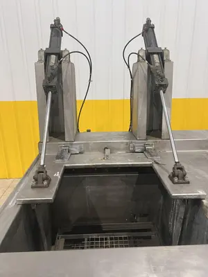 USED LEWIS WR-2524