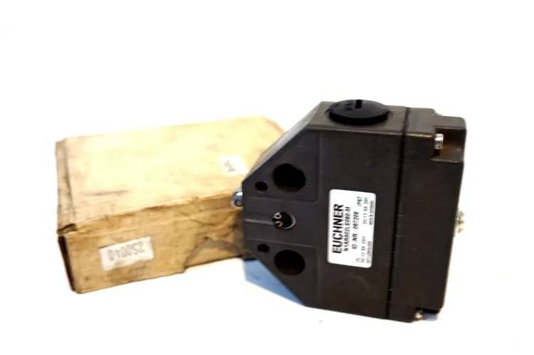 New | in-Stock EUCHNER 087208 Relays & Switches | SB Industrial Supply #820731
