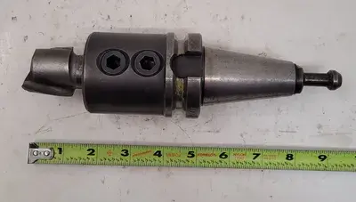 USED LYNDEX CAT 40 TOOL HOLDER