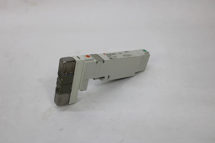 New | in-Stock SMC VQ2301-51 Solenoid Valves | Industrial Parts R Us Inc. #360681