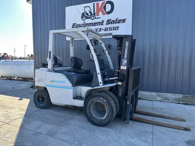 Used UNI-CARRIER MJ1F4A35LV Liquid Propane Forklifts Michigan US | KD Equipment Sales #1561787
