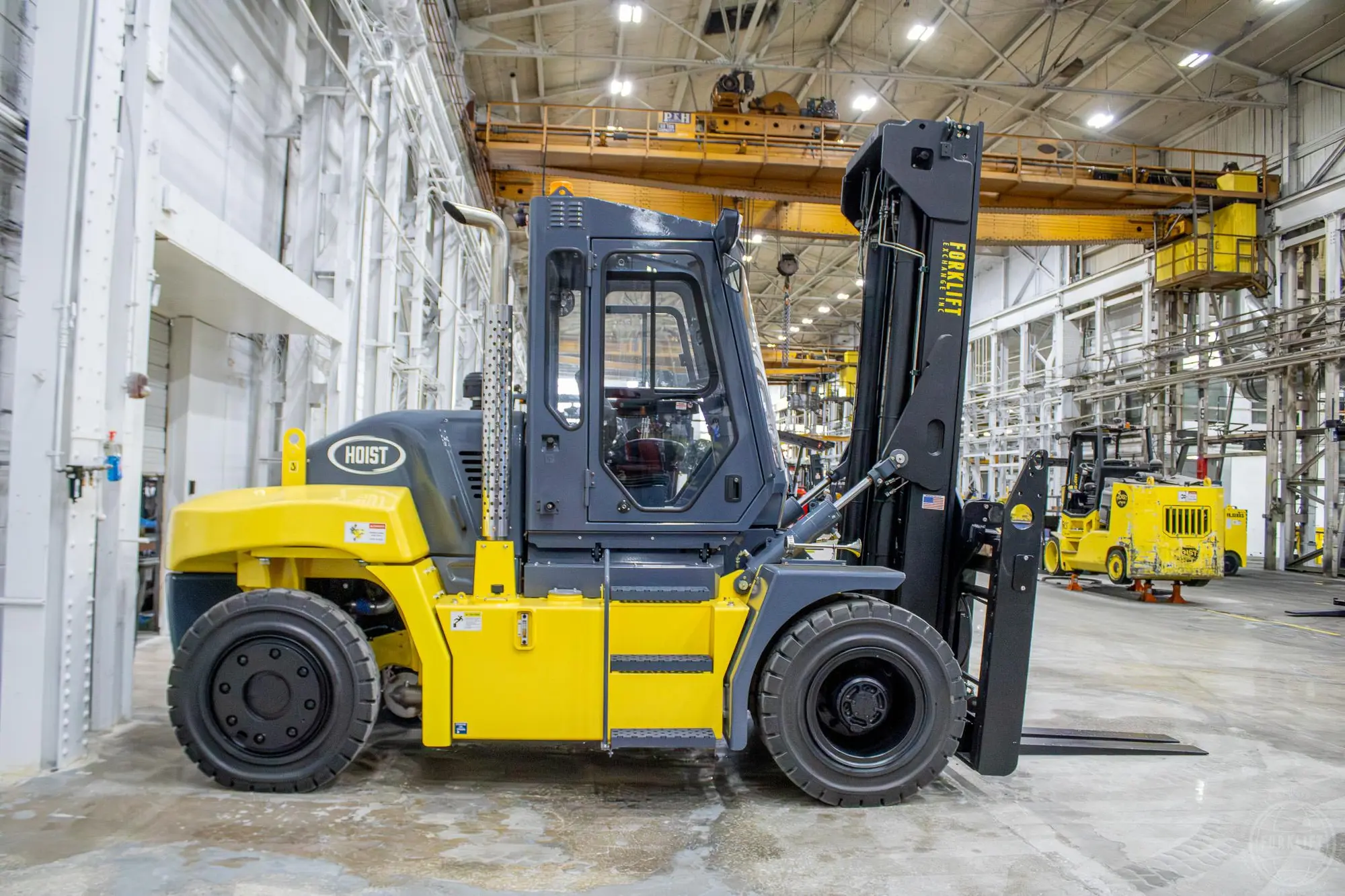 New | in-Stock 2025 HOIST PV300 Internal Combustion Forklifts: Pneumatic Tire Illinois US | Forklift Exchange #1274473