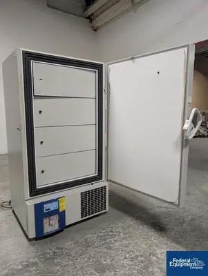 USED VWR VWR ULT Freezer, Model 5706
