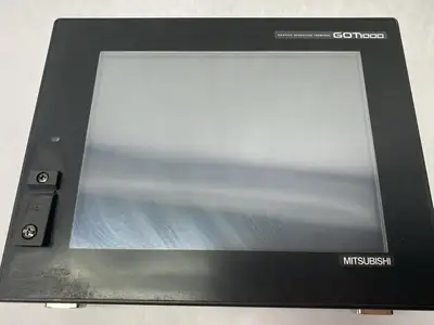USED MITSUBISHI ELECTRIC GRAPHIC OPERATION HMI TERMINAL GOT1000 W/ GT15-J71E71-100