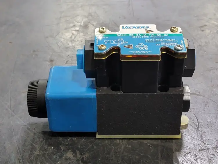 Used VICKERS DG4V-3S-2A-M-FW-B5-60 Parts (Hydraulics and Pneumatics) British Columbia CA | Lenmark #264381