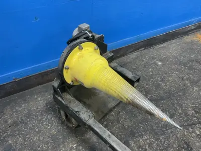 25” Stickler Log Splitter