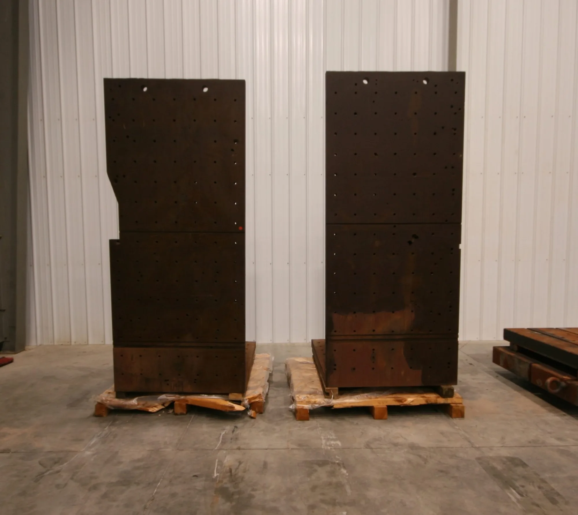 52″ x 42″ x 96″ Angle Plates
