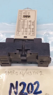 NEW Omron Omron H3YN-2