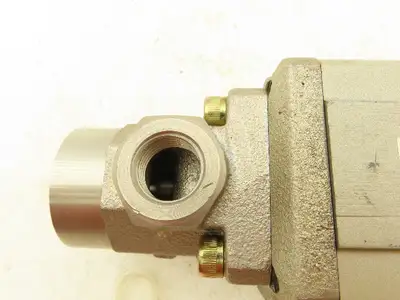 CKD CVS31-15AX460 Coolant Control Valve 24VDC 1/2"npt Air-Operated 7MPa 1000psi