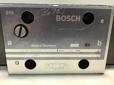 USED BOSCH 0 811 404 832