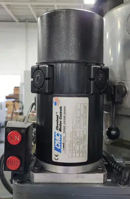Used BRIDGEPORT EZ TRAK DX 3 AXIS Vertical Mills Kentucky US | Aucto #1315718