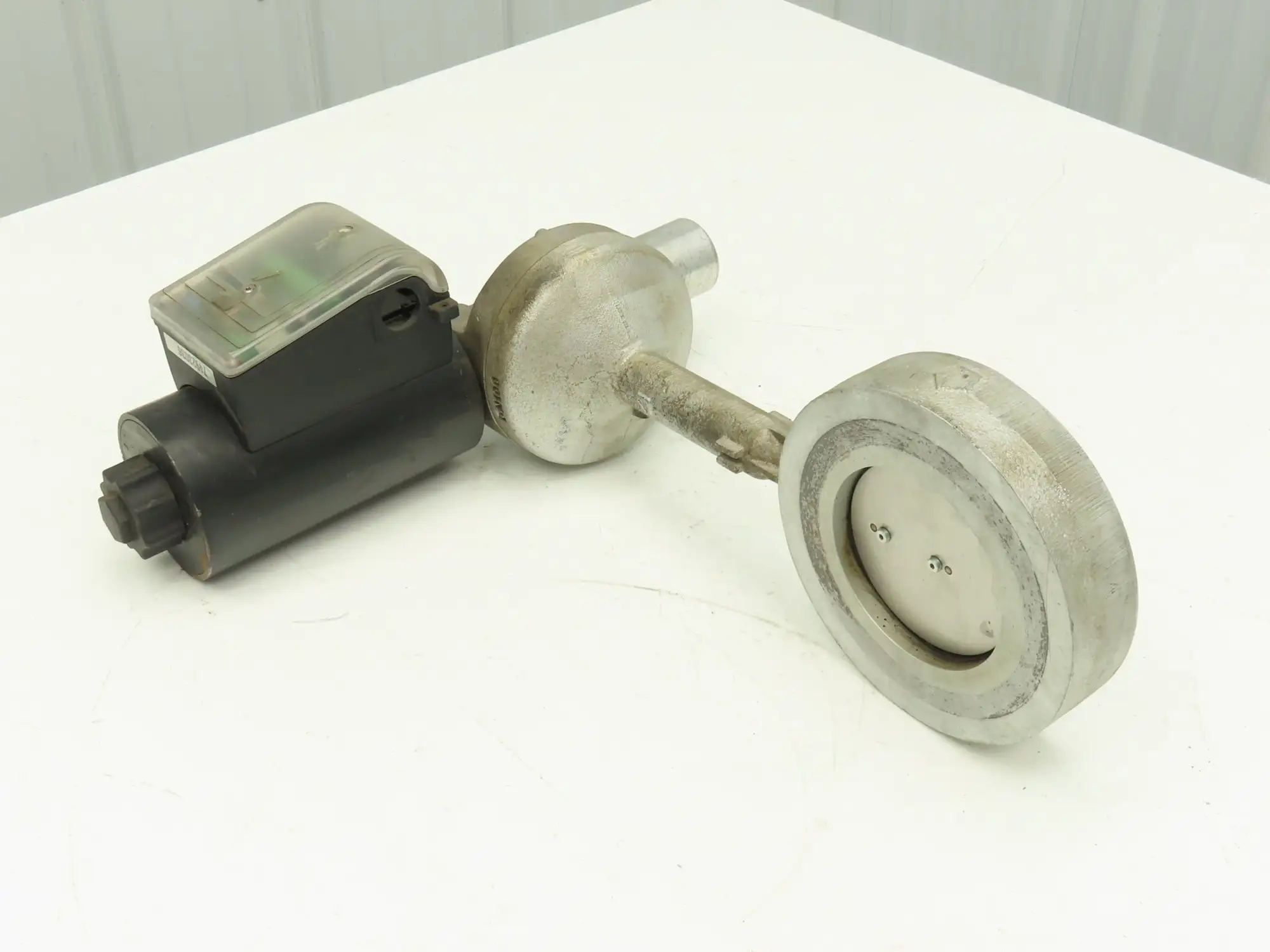 Krom Schroder MB-7NQ3 Butterfly Valve 4" DN100 Wafer Style Solenoid Actuator