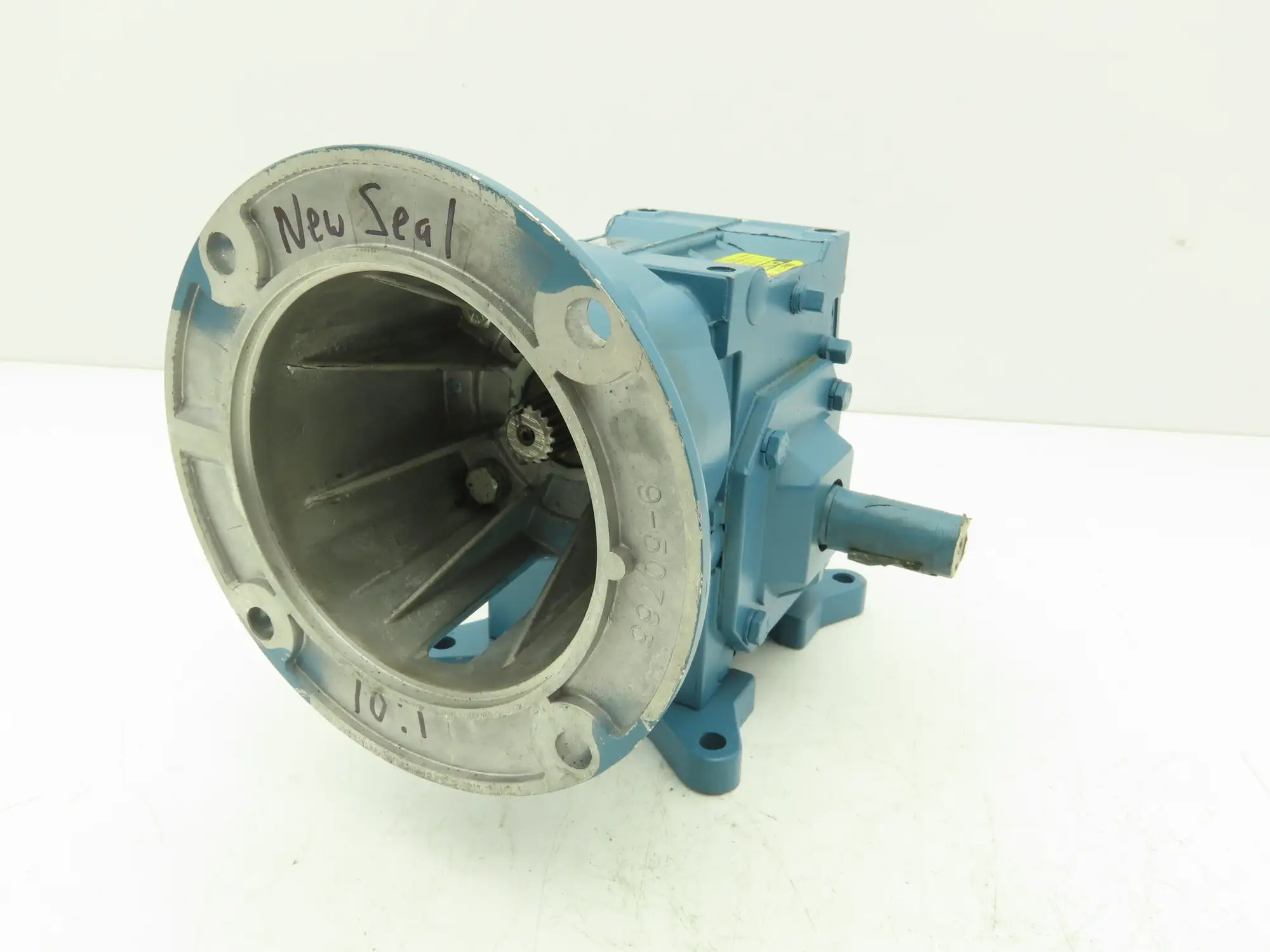 Electra Grove Gear Speedtronics Worm Gearbox 10:1 Reducer 175rpm 56C RH Output