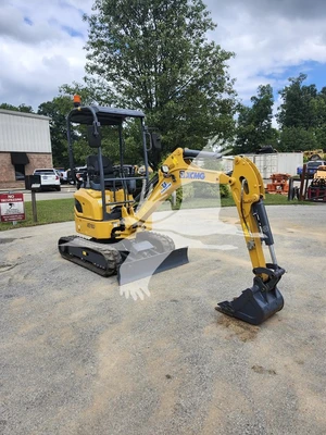 USED 2021 XCMG XE18U