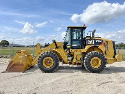 USED 2016 Caterpillar 950M