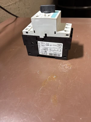 Used SIEMENS 3RV1021-4BA10 Circuit Breakers Illinois US | Aucto #1328648