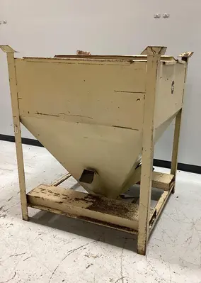 USED MATERIAL HANDLING 47 X 47 X 56