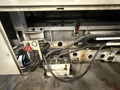 2010 DOOSAN DAEWOO PUMA 400LB CNC Lathe | ListingHippo (8)