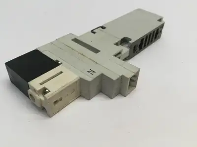 USED SMC SOLENOID VALVE, SUP. 0-1.0MPA, PIL. 0.1-0.7MPA