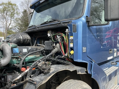 Used 2012 VOLVO VNL 6X4 Conventional trucks Michigan US | Miedema Asset Management Group #1476614