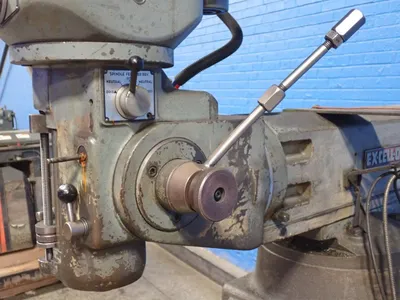 Used EXCELLO 602 Vertical Mills Ohio US | HGR 24 #1134109