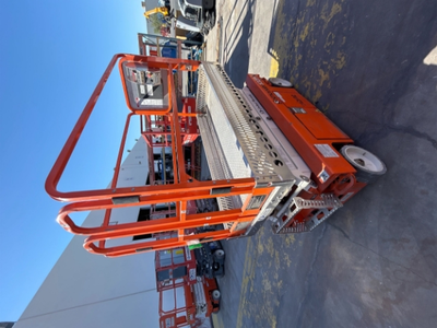 USED 2018 Snorkel S3215L