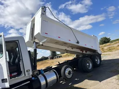 Used 2014 VOLVO VNL42300 Dump trucks California US | Ben Kaplan Equipment #1279509