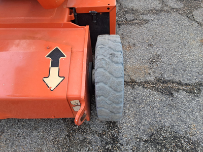 USED 2015 JLG E400AJPN