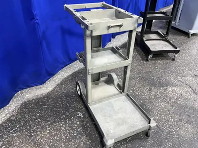 Used RUBBERMAID _UNKNOWN_ Miscellaneous MRO Ohio US | HGR 24 #1517012