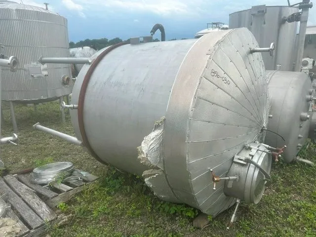 Used APV 1,000 Gallon Stainless Steel Tanks New Jersey US | Perry Equipment #119881