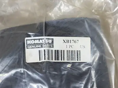 NEW KOMATSU XB1767