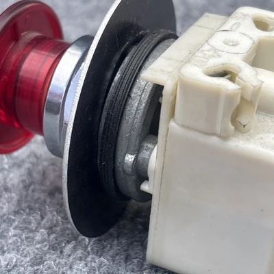 Used Square D ["INDUSTRIAL SPARE", "9001KR9P1R"] Switch Parts California US | Davliegogo LLC #1706248