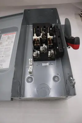 SCHNEIDER ELECTRIC CH363 / CH363 - NEW NO BOX - STOCK SGF133