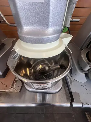 USED HOBART MIX1007