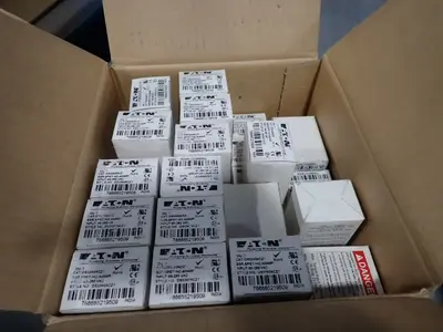 NEW EATON D93240ACZ1