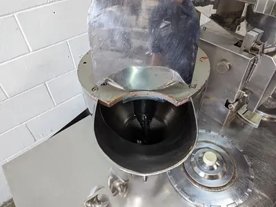 USED 1998 P+AM PHARMACEUTICAL & ALLIED MACHINERY SA9